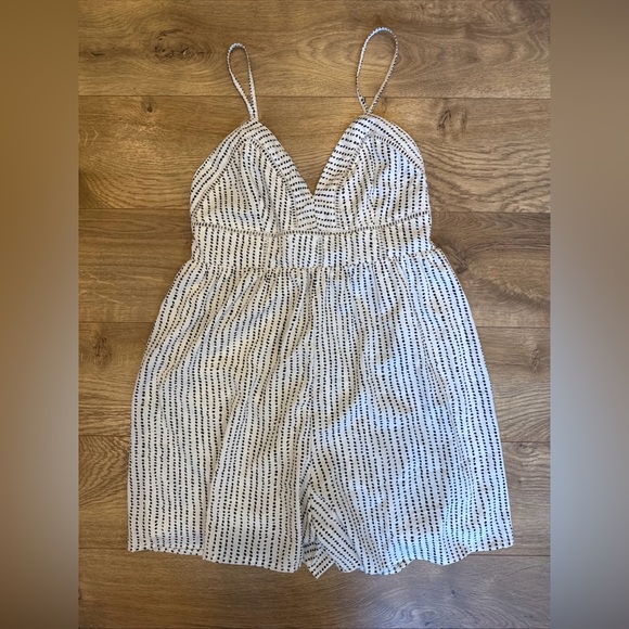 JAPNA | Women's Size Small Romper Jumpsuit Shorts Spaghetti Strap Polka Dot - Picture 1 of 6